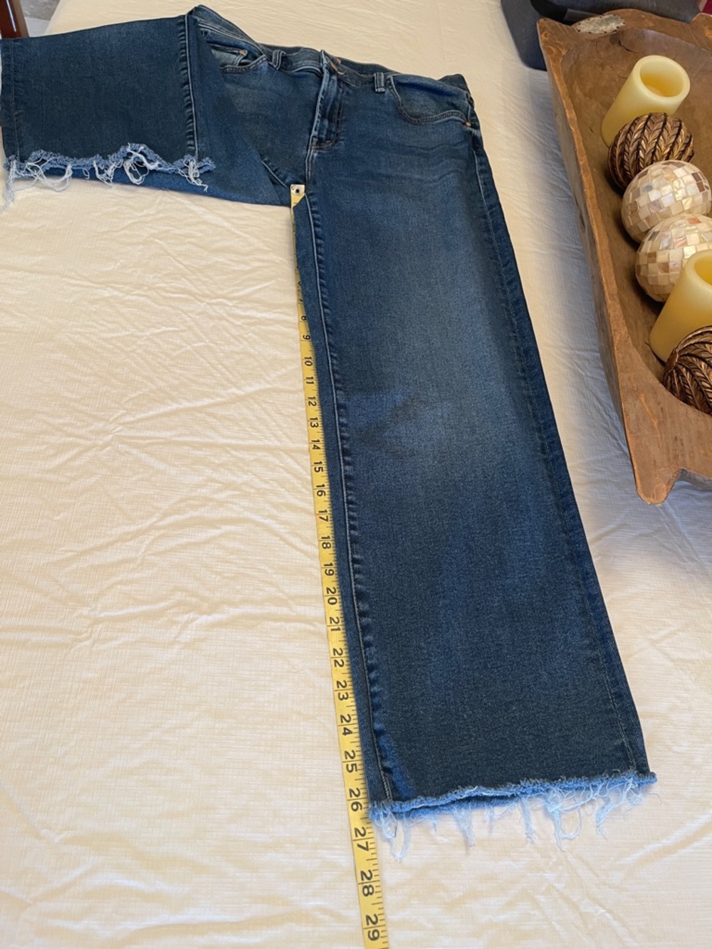 MOTHER The Mid Rise Rambler Ankle Fray, Dark Wash Sz 32 - Picture 8 of 15